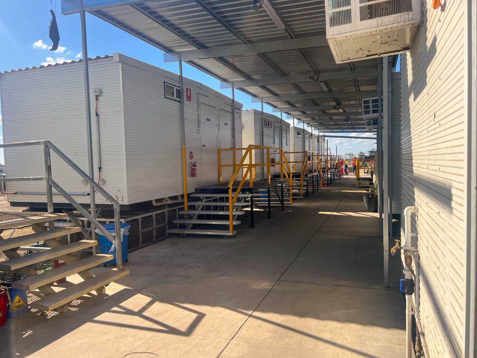 12x6m Complex - View 3