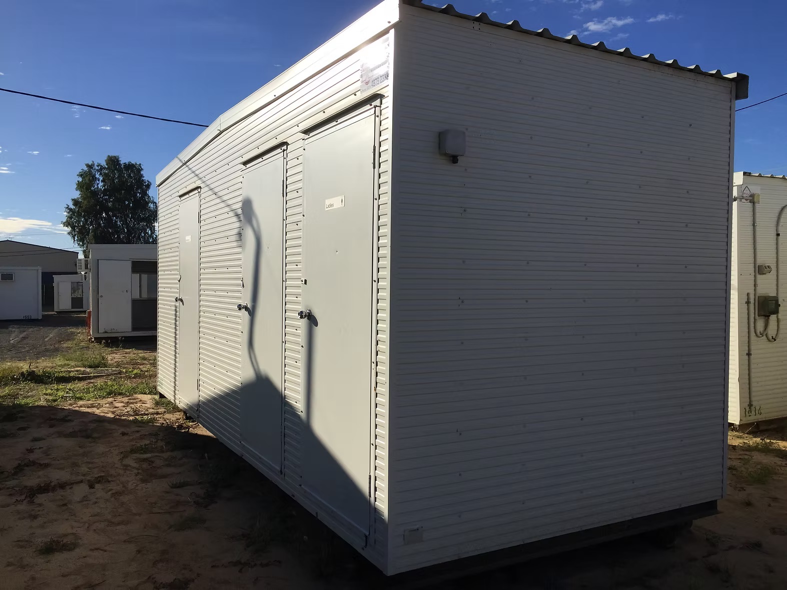 3.6x2.4m Toilet