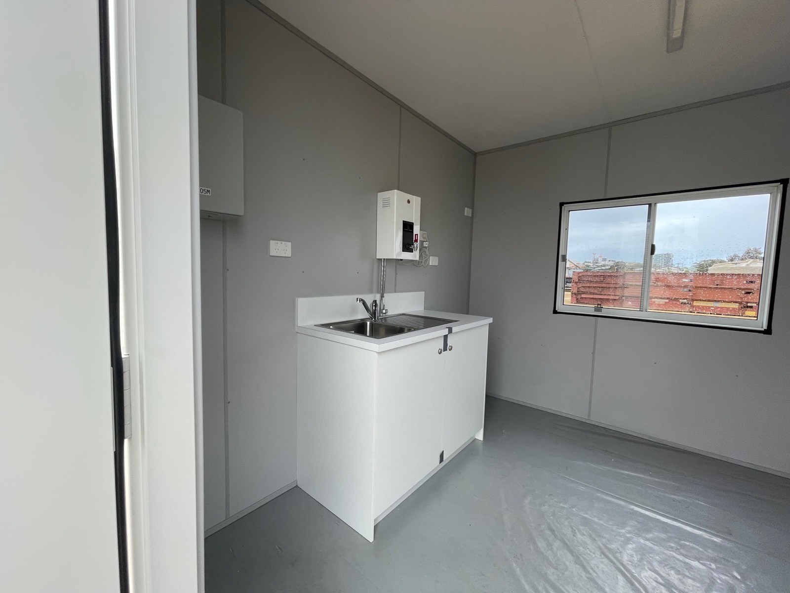 3x3m Office - View 2